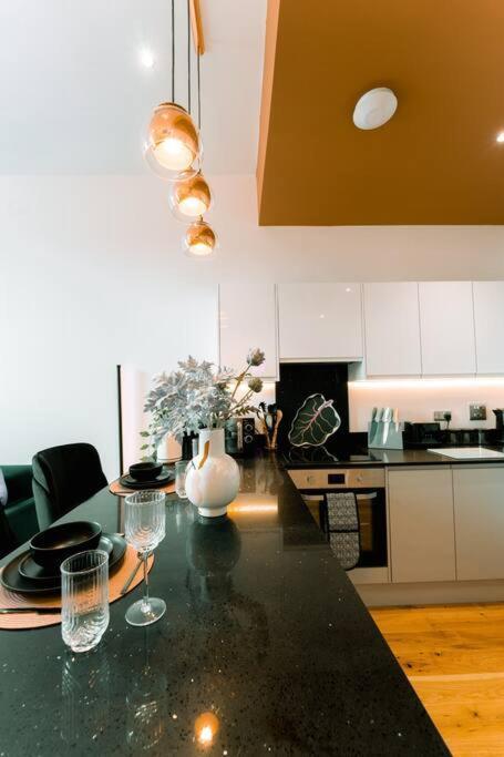 Dusk House - B'Ham Jq Townhouse Villa Birmingham Eksteriør billede